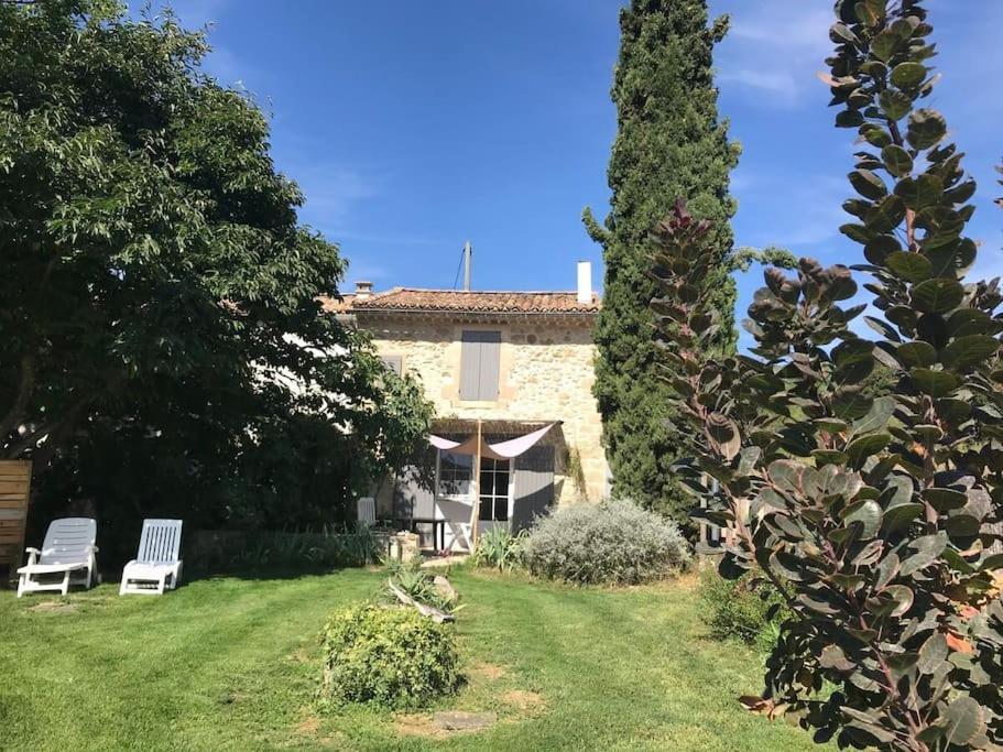 Вилла Les Tarraiettes Au Pied Du Luberon Лурмарин Экстерьер фото
